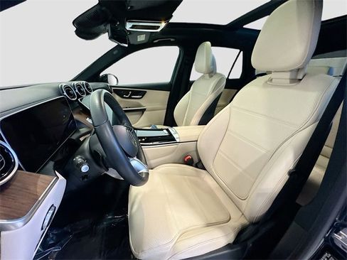 Certified 2024 Mercedes-Benz GLC 300 4MATIC image 21