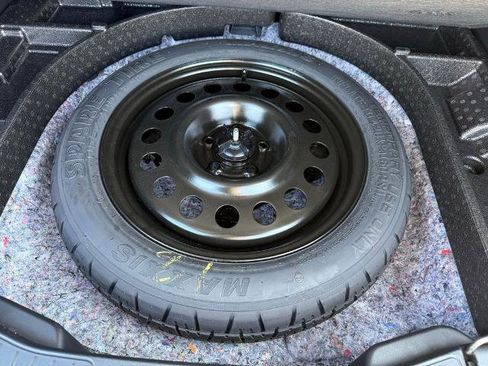 Certified 2022 Ford Escape SEL w/ SEL Stealth AWD Package image 30