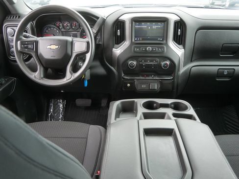 Used 2020 Chevrolet Silverado 1500 Custom w/ Trailering Package AWD/4WD image 17