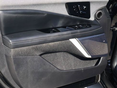 Certified 2025 Cadillac Optiq Sport 1 AWD/4WD image 20