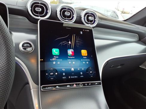 Used 2026 Mercedes-Benz GLC 300 4MATIC image 18