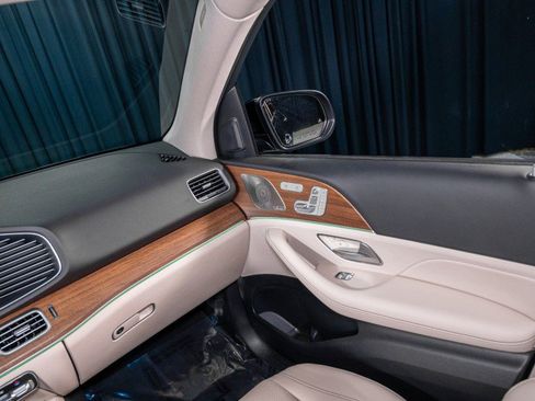 Certified 2025 Mercedes-Benz GLE 350 4MATIC image 22