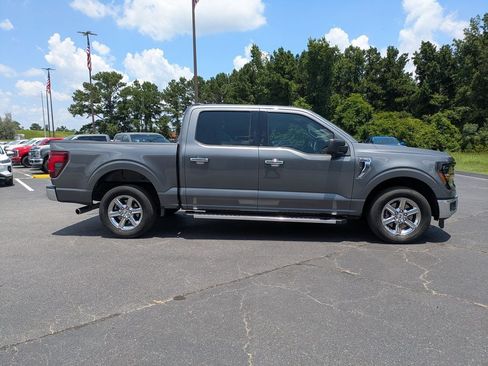 Used 2024 Ford F150 XLT w/ Tow/Haul Package RWD image 3