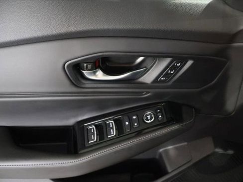 Used 2023 Honda Accord Touring image 10