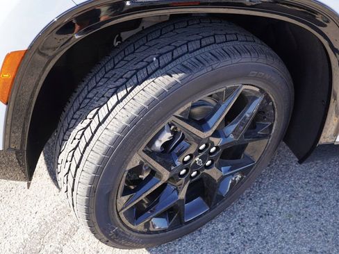 New 2026 Chevrolet Traverse RS image 9