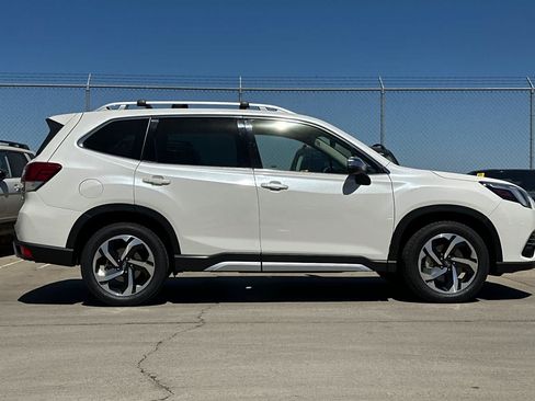 Used 2023 Subaru Forester Touring w/ Popular Package #2 AWD/4WD image 2