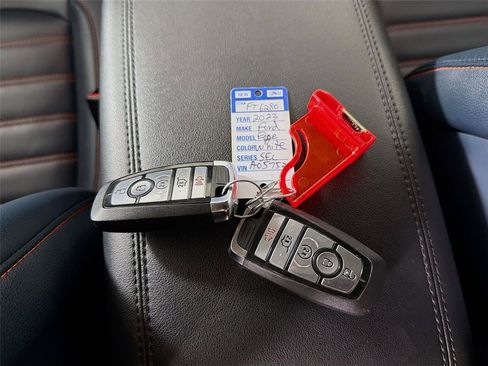 Used 2023 Ford Edge SEL w/ Sport Appearance Package AWD/4WD image 32