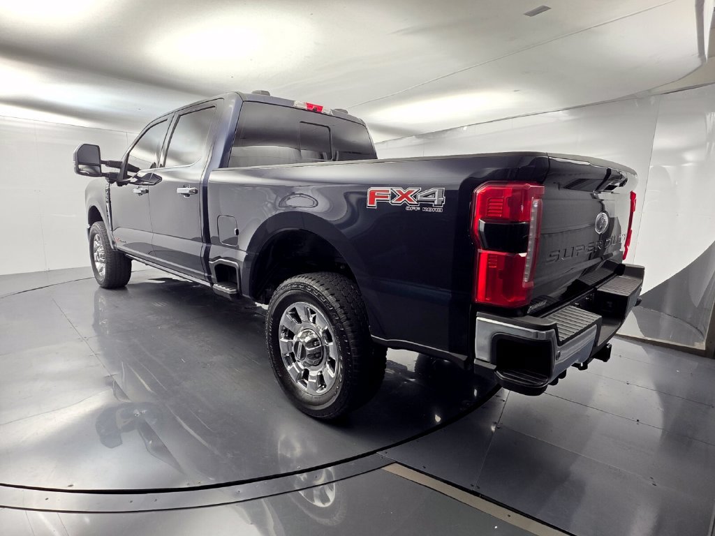 Used 2025 Ford F350 Lariat w/ Lariat Ultimate Package AWD/4WD image 4