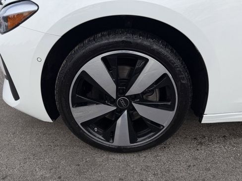 Used 2025 Audi A5 2.0T Premium w/ Convenience Package image 7