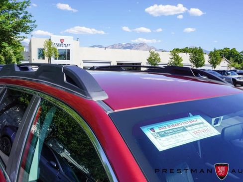 Used 2022 Subaru Outback Premium AWD/4WD image 5