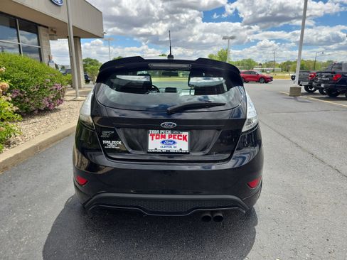 Used 2017 Ford Fiesta ST FWD image 7