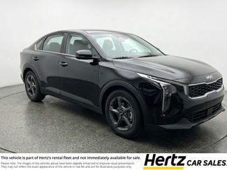 Used 2025 Kia K4 LXS video 1
