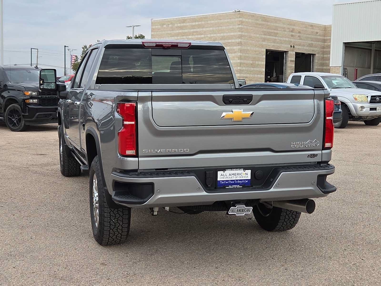 New 2026 Chevrolet Silverado 2500 High Country w/ Technology Package AWD/4WD image 7