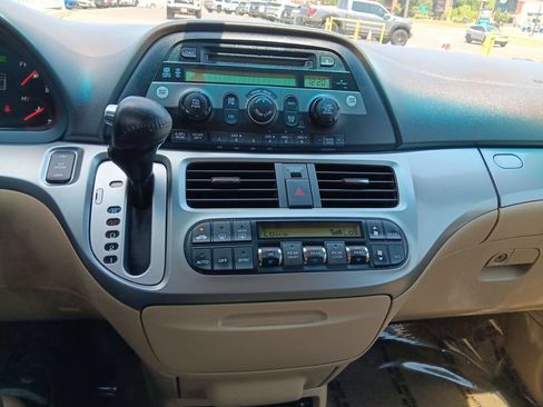 Used 2010 Honda Odyssey EX-L image 18