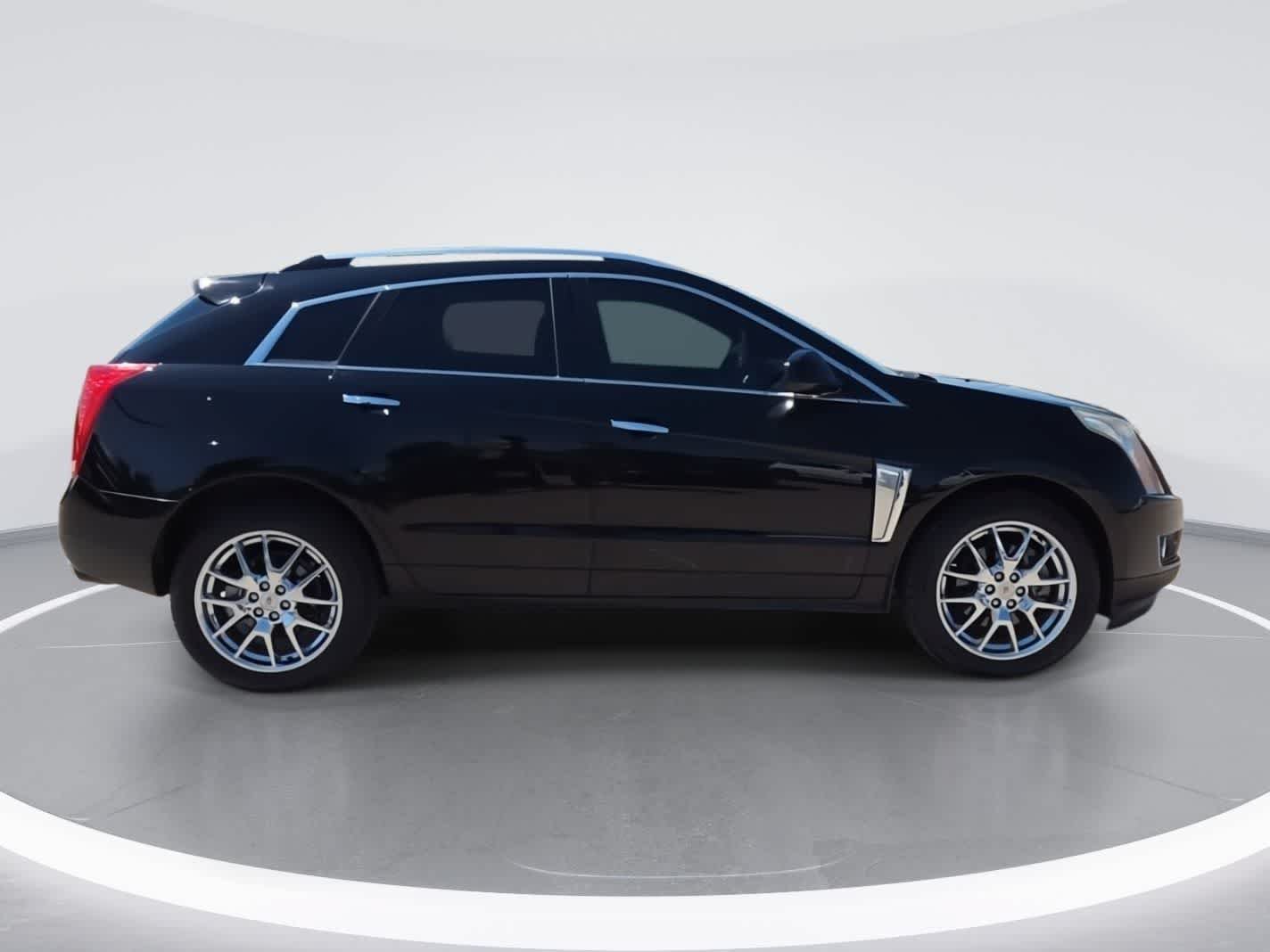 Used 2014 Cadillac SRX Performance w/ Driver Awareness Package FWD image 9