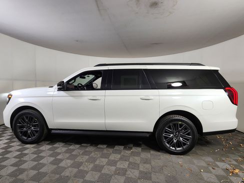 New 2026 Ford Expedition Max Platinum w/ Stealth Appearance Package image 4