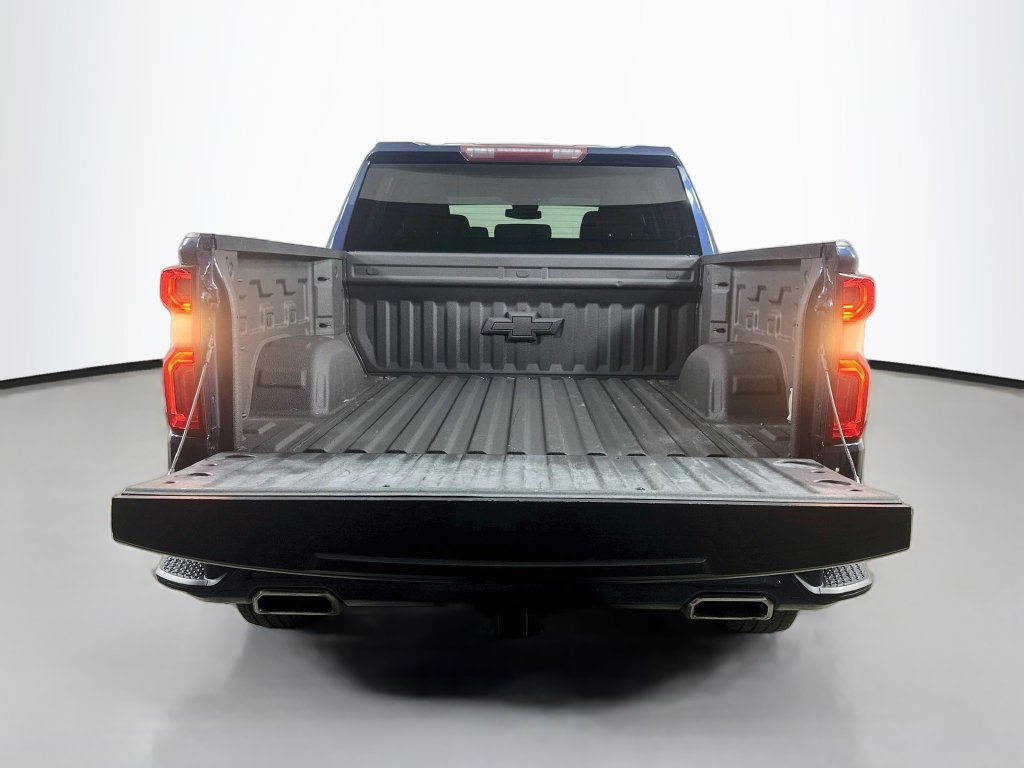Used 2022 Chevrolet Silverado 1500 RST AWD/4WD image 38