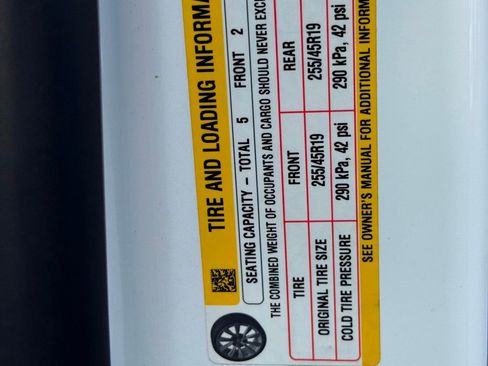 Used 2023 Tesla Model Y Long Range image 35