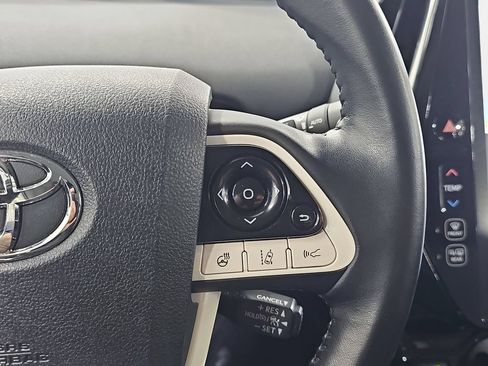 Used 2018 Toyota Prius Prime Advanced FWD image 20