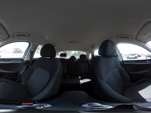 Used 2025 Kia K5 LXS FWD image 43