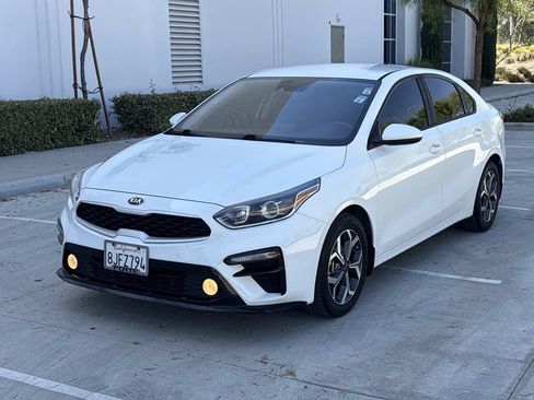Used 2019 Kia Forte LXS FWD image 7