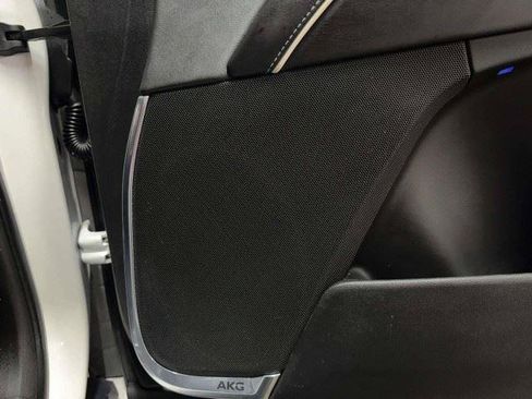 Used 2021 Cadillac Escalade Luxury RWD image 68
