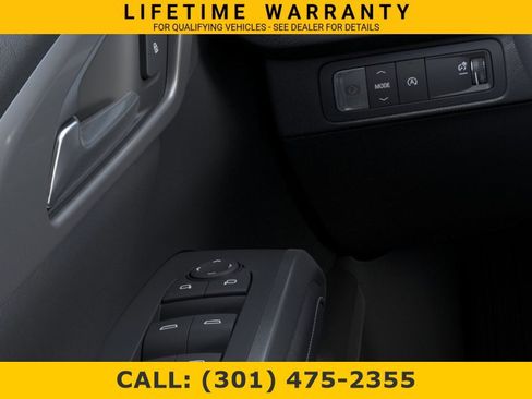 New 2026 Chevrolet Traverse LT w/ Driver Confidence Package FWD image 22