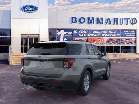 New 2026 Ford Explorer Active AWD/4WD image 8