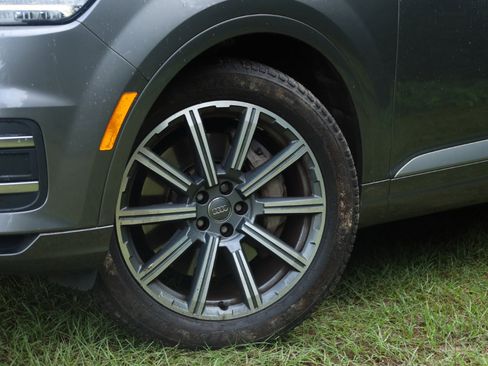 Used 2018 Audi Q7 3.0T Prestige image 17