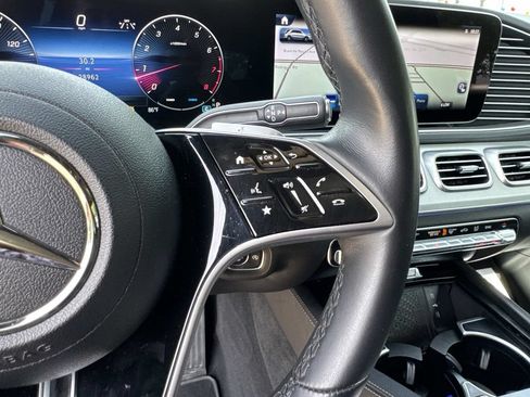 Used 2025 Mercedes-Benz GLE 350 4MATIC image 25
