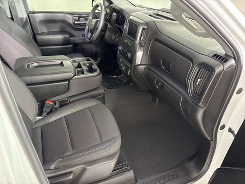 Used 2025 Chevrolet Silverado 1500 Custom AWD/4WD image 22