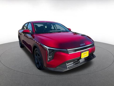 Used 2026 Kia K4 FWD image 5