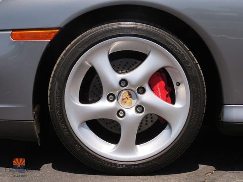 Used 2004 Porsche 911 Carrera 4S AWD/4WD image 18