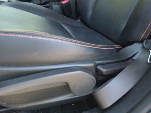 Used 2016 Subaru Crosstrek 2.0i Limited AWD/4WD image 12