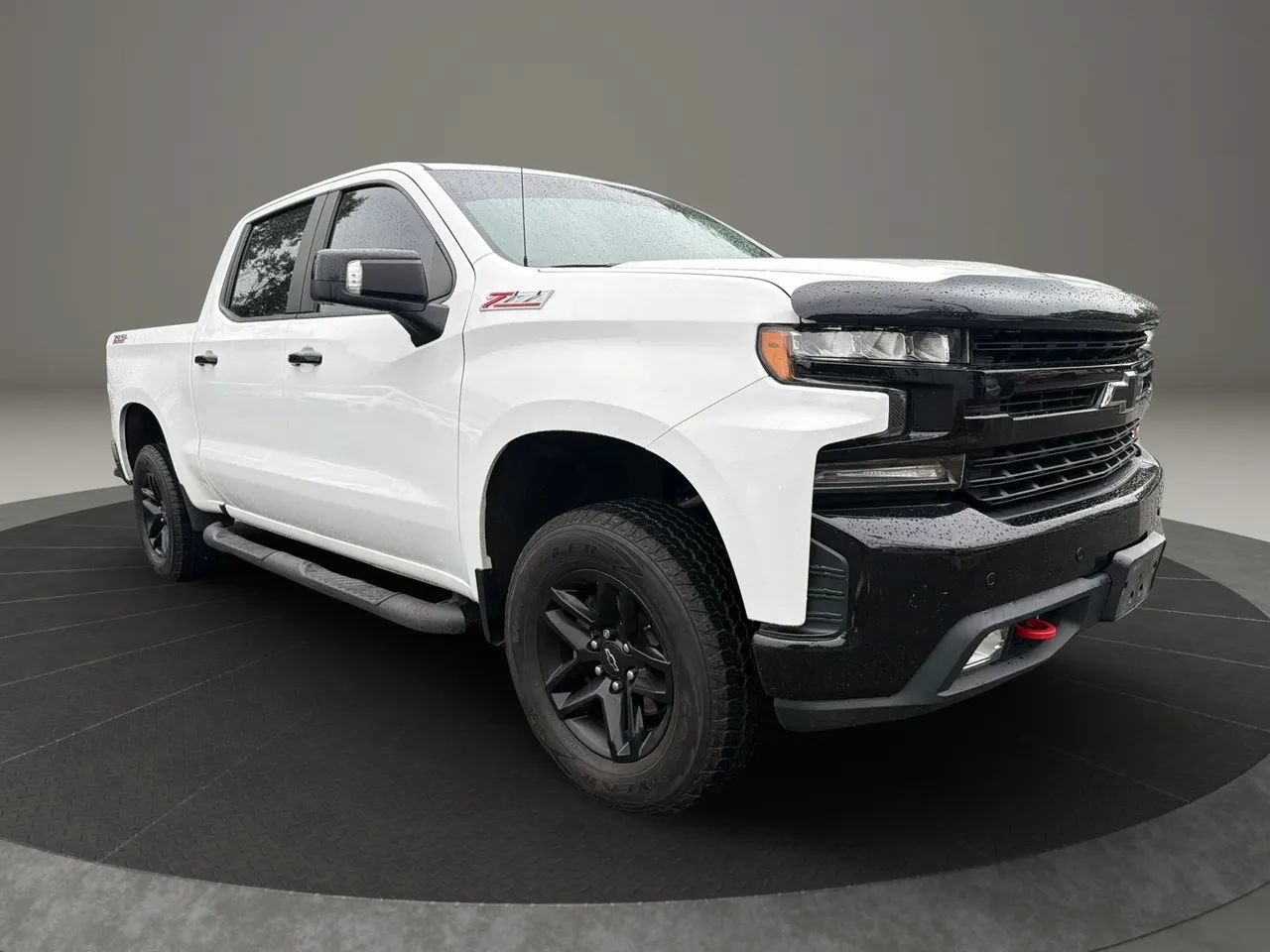 Used 2020 Chevrolet Silverado 1500 LT Trail Boss AWD/4WD image 3