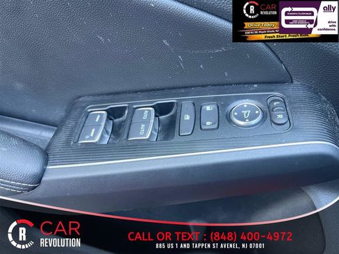 Used 2024 Honda Civic Touring image 22