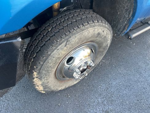 Used 1999 Ford F350 XL image 11