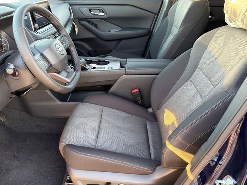 New 2026 Nissan Rogue SV image 12