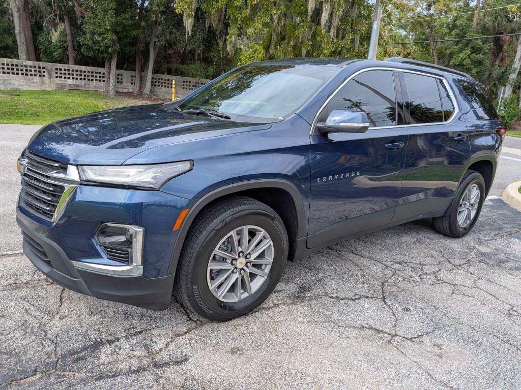 Used 2023 Chevrolet Traverse LT FWD image 8