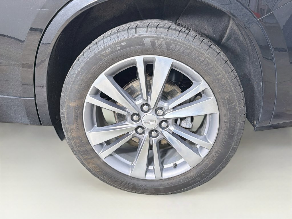 Used 2024 Cadillac XT6 Premium Luxury AWD/4WD image 33