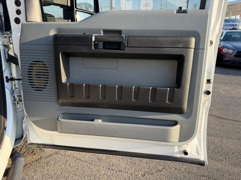 Used 2016 Ford F250 XL w/ Power Equipment Group image 27