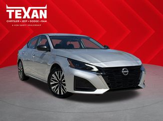 Used 2024 Nissan Altima 2.5 SV video 1