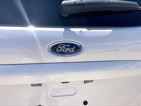 Used 2021 Ford EcoSport SE w/ SE Convenience Package FWD image 31