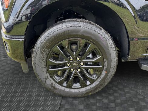 New 2025 Ford F150 Lariat w/ Equipment Group 501A Mid image 17