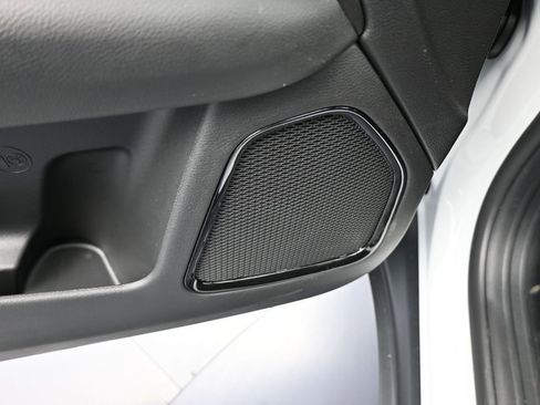 New 2026 Jeep Compass Latitude image 14