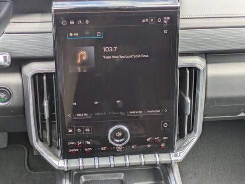 Used 2026 GMC Acadia Elevation w/ Black Edition FWD image 17