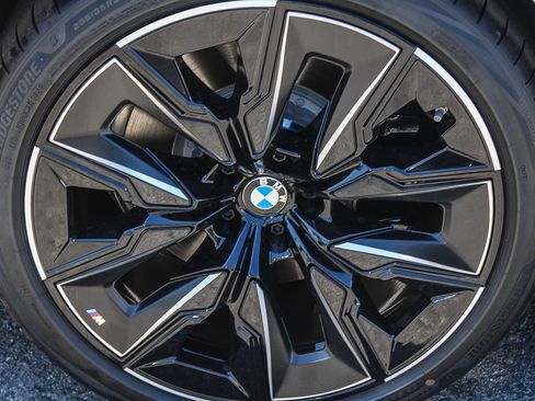 New 2026 BMW i7 eDrive50 w/ M Sport Package RWD image 9