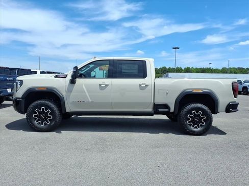 New 2026 GMC Sierra 2500 AT4X AWD/4WD image 4