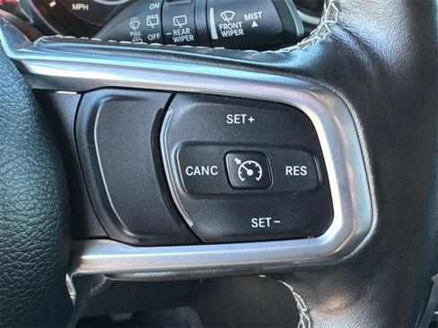 Used 2020 Jeep Wrangler Unlimited Sahara w/ Dual Top Group image 30