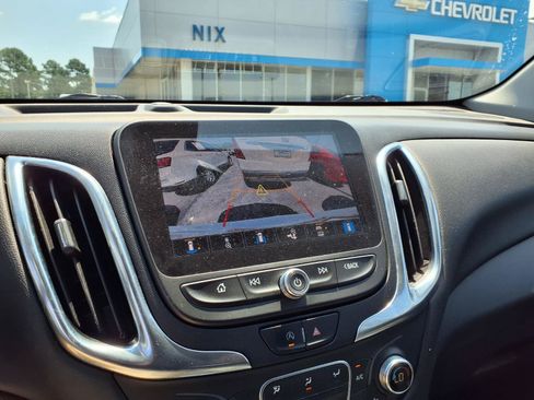 Used 2022 Chevrolet Equinox LT FWD image 5